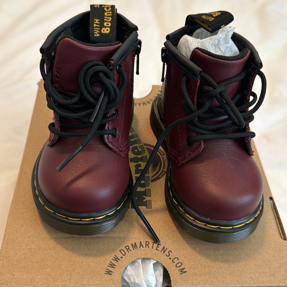 INFANT 1460 SOFTY T LEATHER LACE UP BOOTS